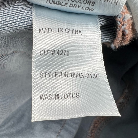 NWT Articles Of Society High Rise Distressed Release Hem Jeans Size 24 Women’s - Picture 8 of 9